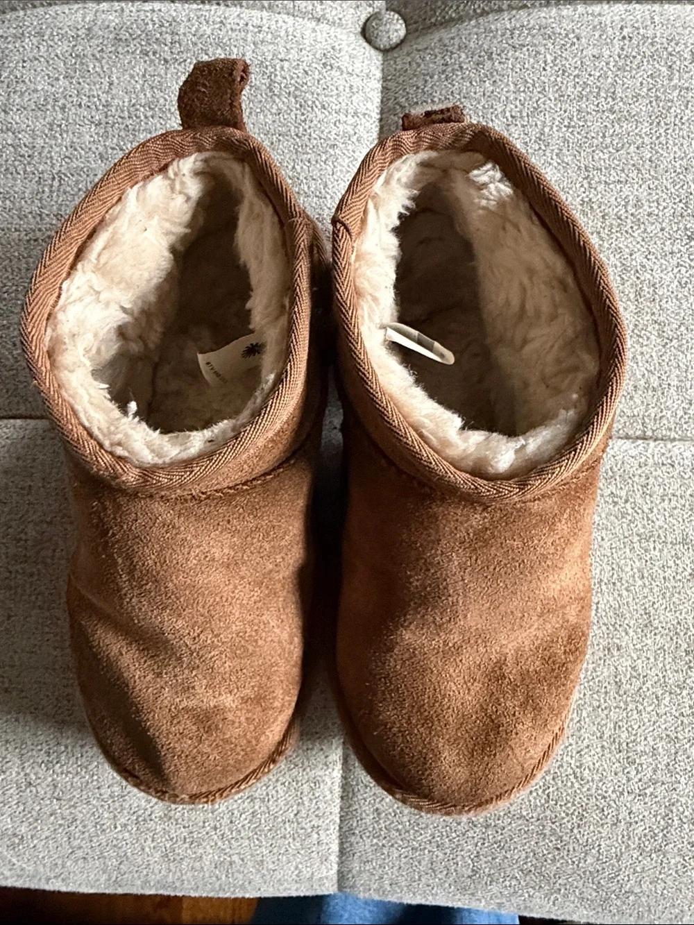 UGG Chestnut Suede Platform Ankle Boots Youth Size 2 Cozy Wool Blend Lined